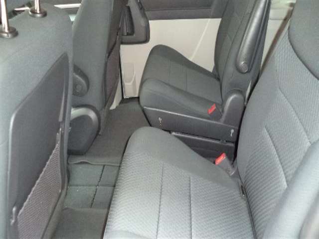 2010 Dodge Grand Caravan SE 4dr Mini-Van